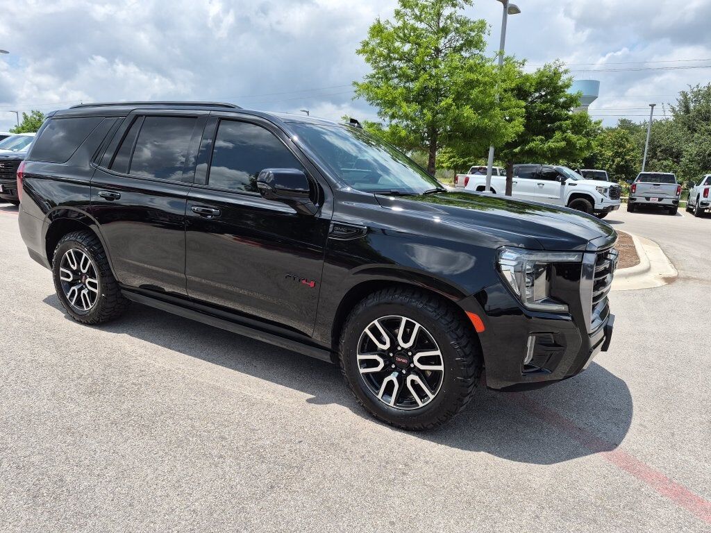 2024 GMC Yukon