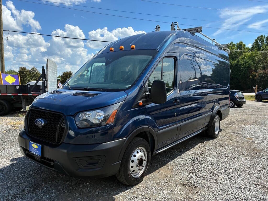 2022 FORD Transit