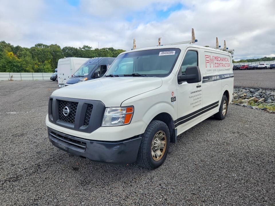 2015 NISSAN NV