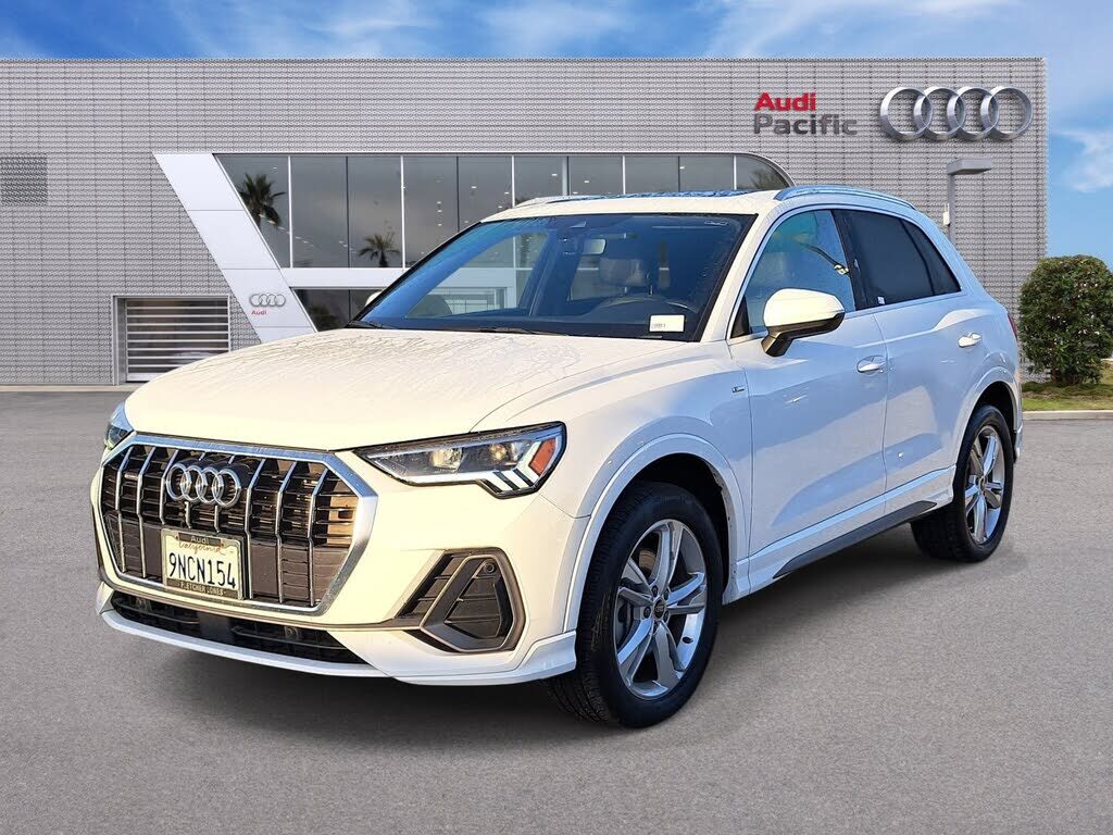 2024 AUDI Q3