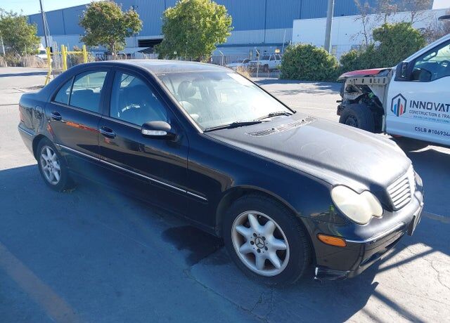 2004 MERCEDES-BENZ C-Class