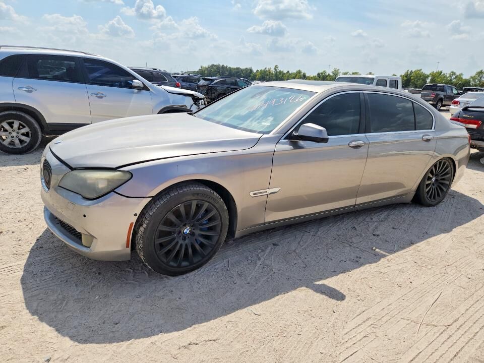 2012 BMW 7 Series