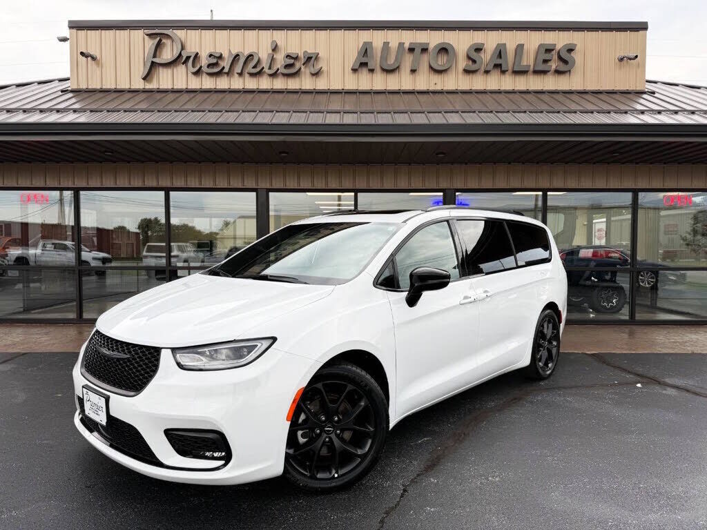 2025 CHRYSLER Pacifica