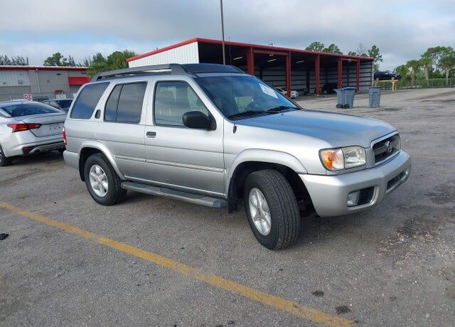 2002 NISSAN Pathfinder
