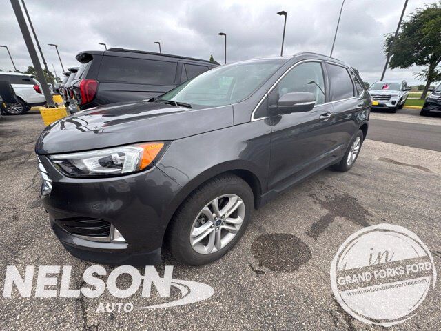 2020 FORD Edge