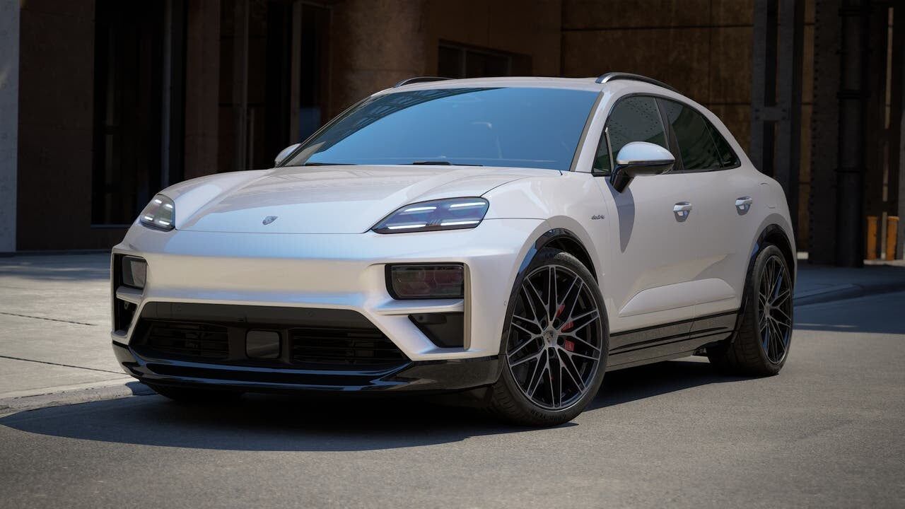 2026 PORSCHE Macan