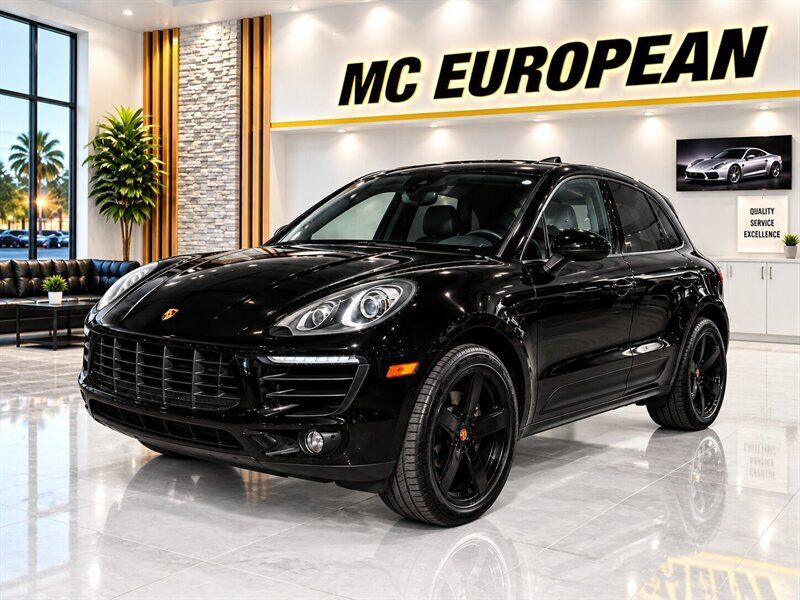 2017 PORSCHE Macan