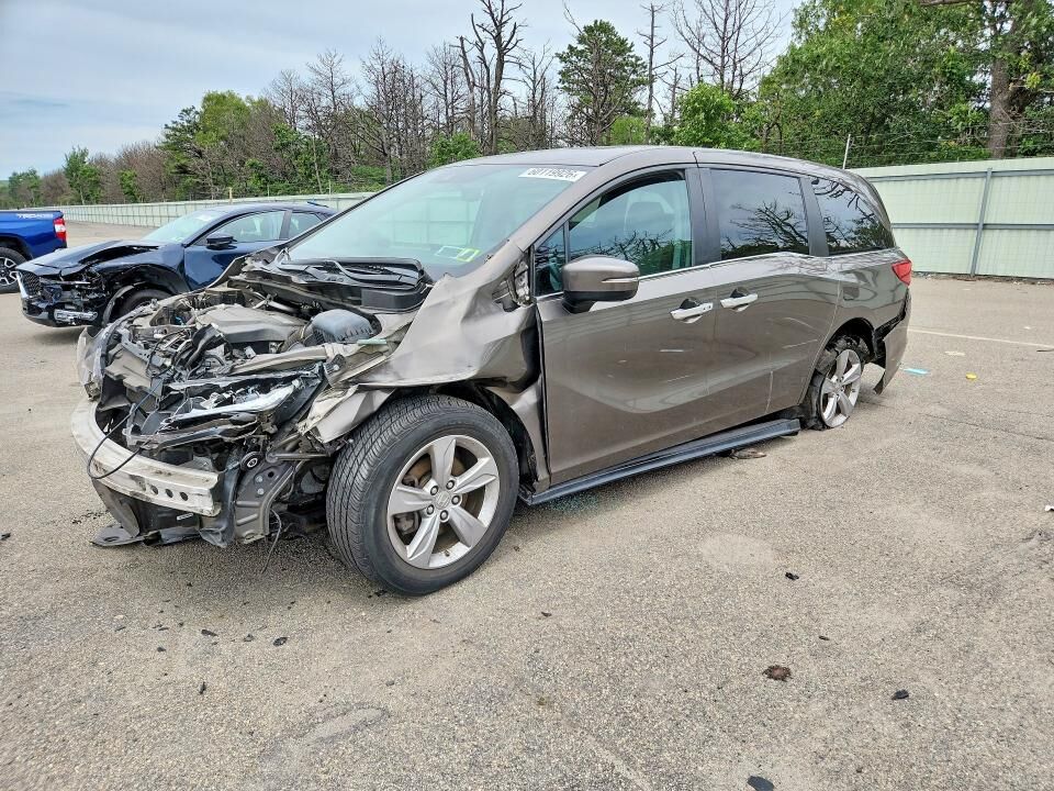 2018 HONDA Odyssey