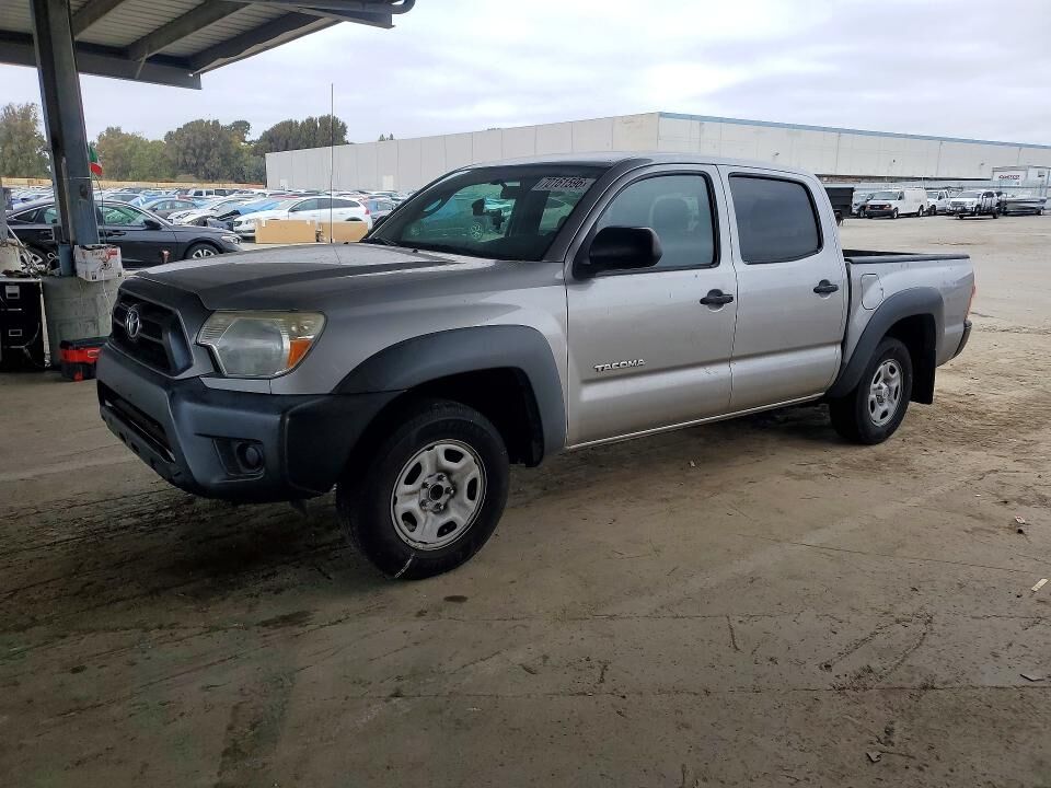 2015 TOYOTA Tacoma
