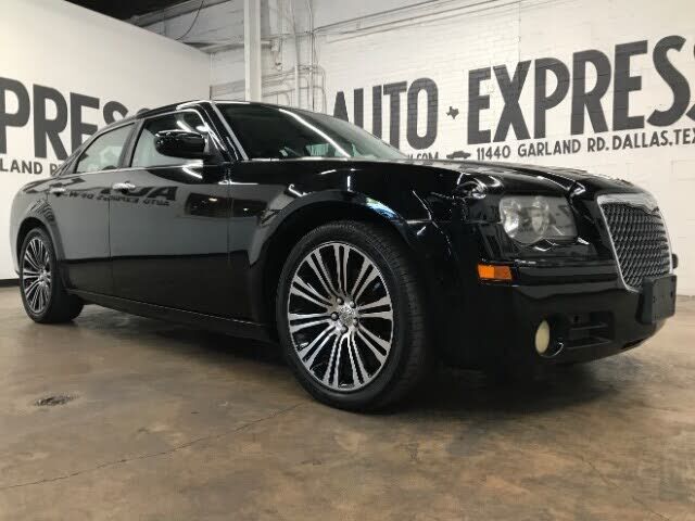 2010 CHRYSLER 300