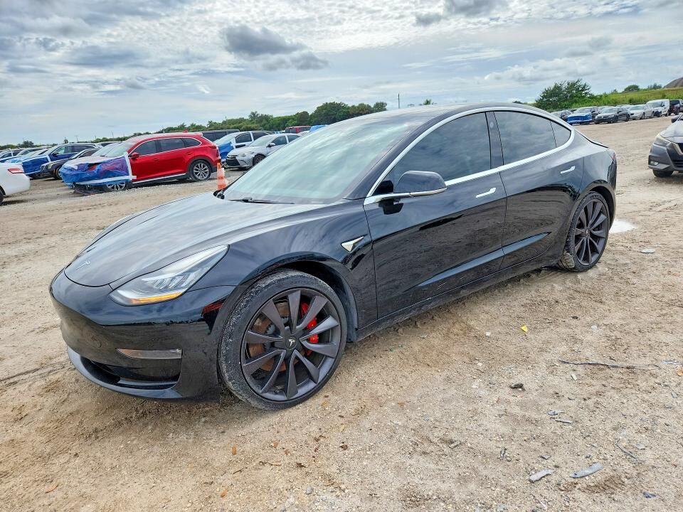 2020 TESLA Model 3
