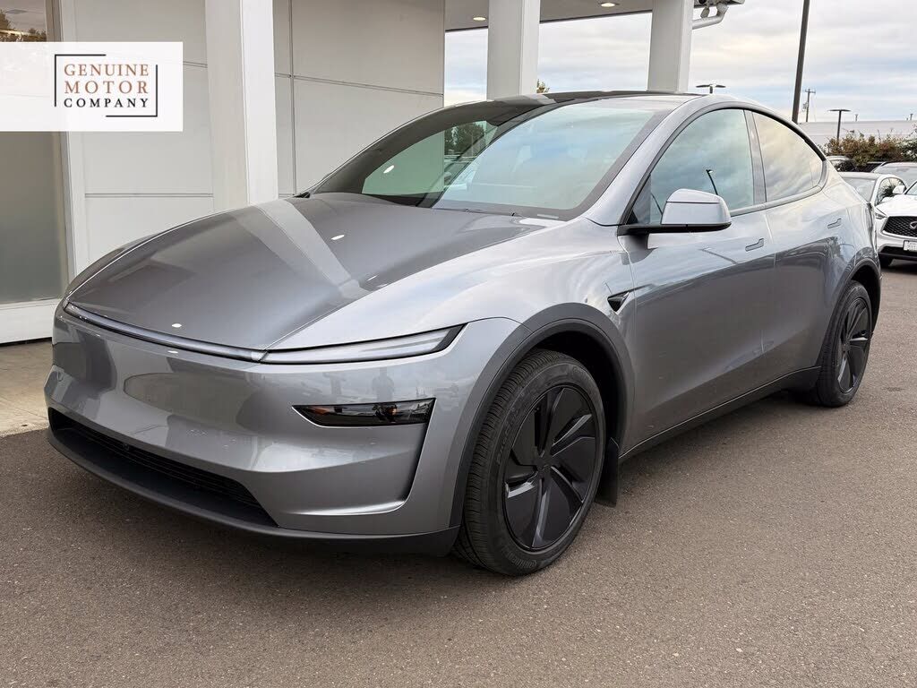 2026 TESLA Model Y