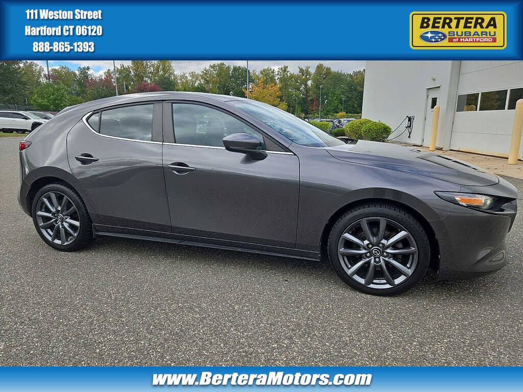 2021 MAZDA Mazda3