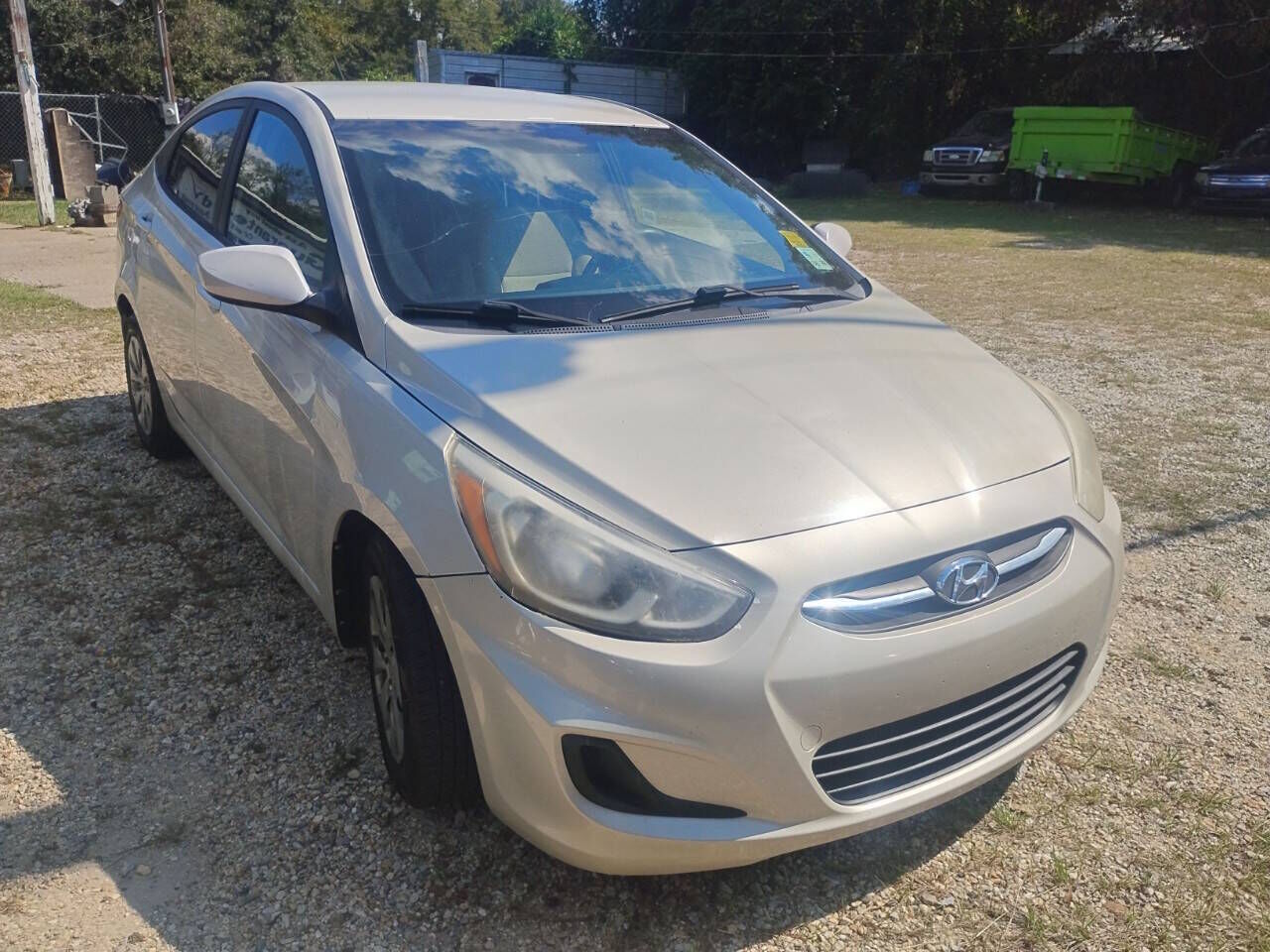 2016 HYUNDAI Accent