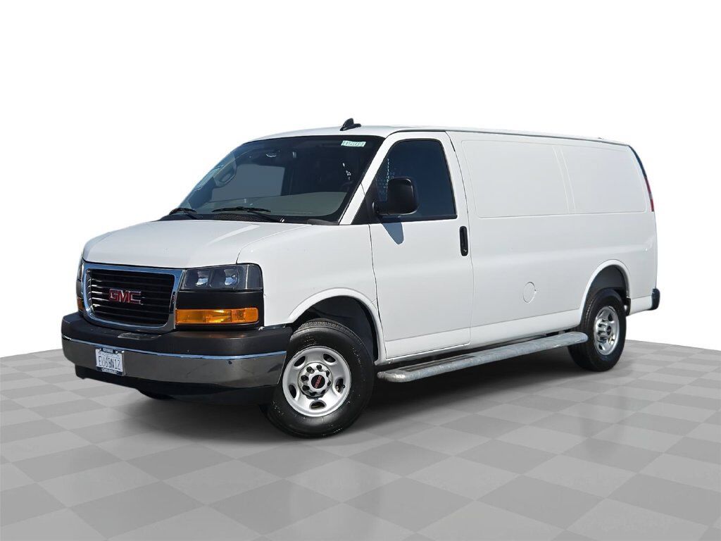 2025 GMC Savana