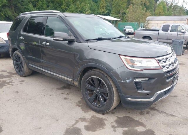 2018 FORD Explorer