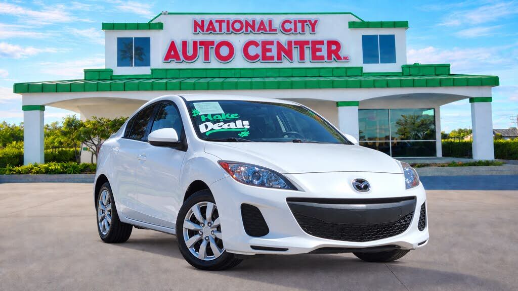 2013 MAZDA Mazda3