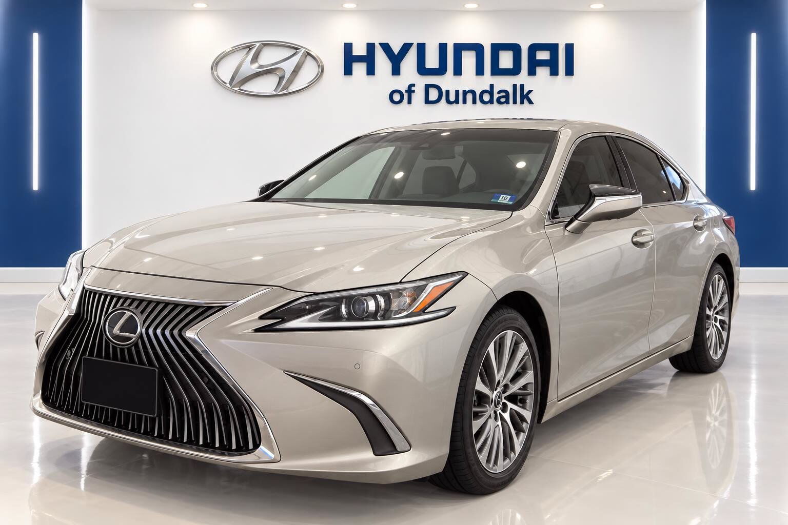 2019 LEXUS ES