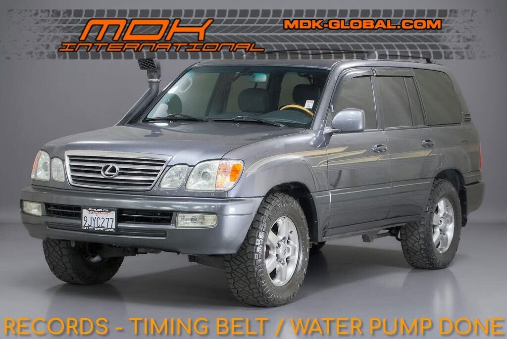 2004 LEXUS LX