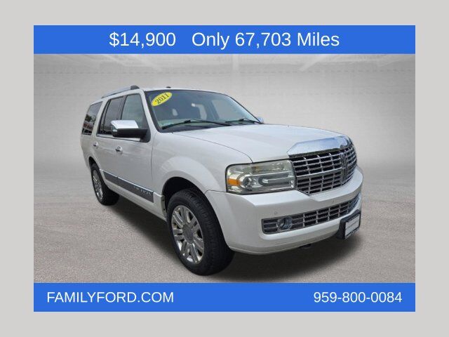 2011 LINCOLN Navigator