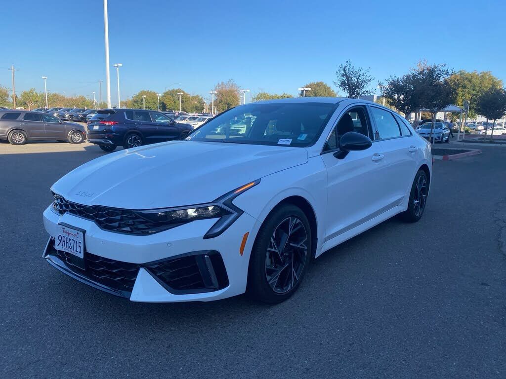 2025 KIA K5