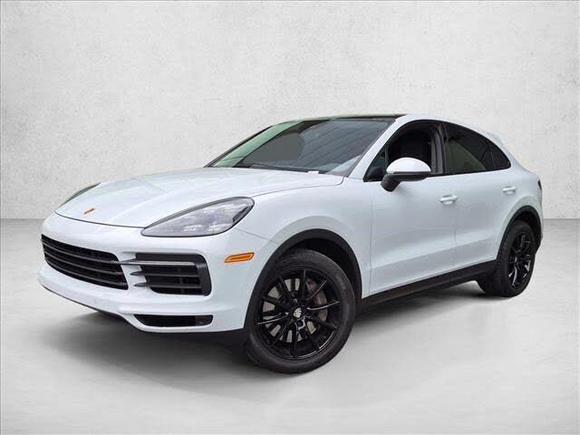 2022 PORSCHE Cayenne
