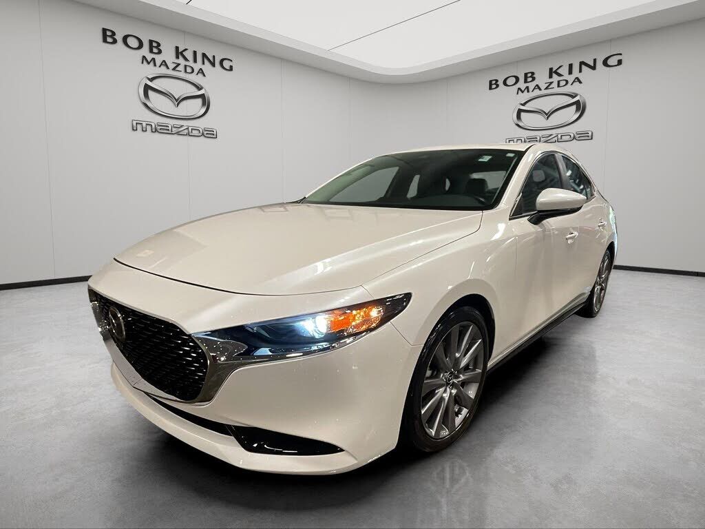 2022 MAZDA Mazda3