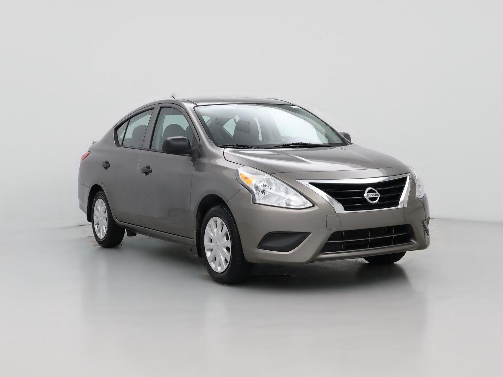 2015 NISSAN Versa