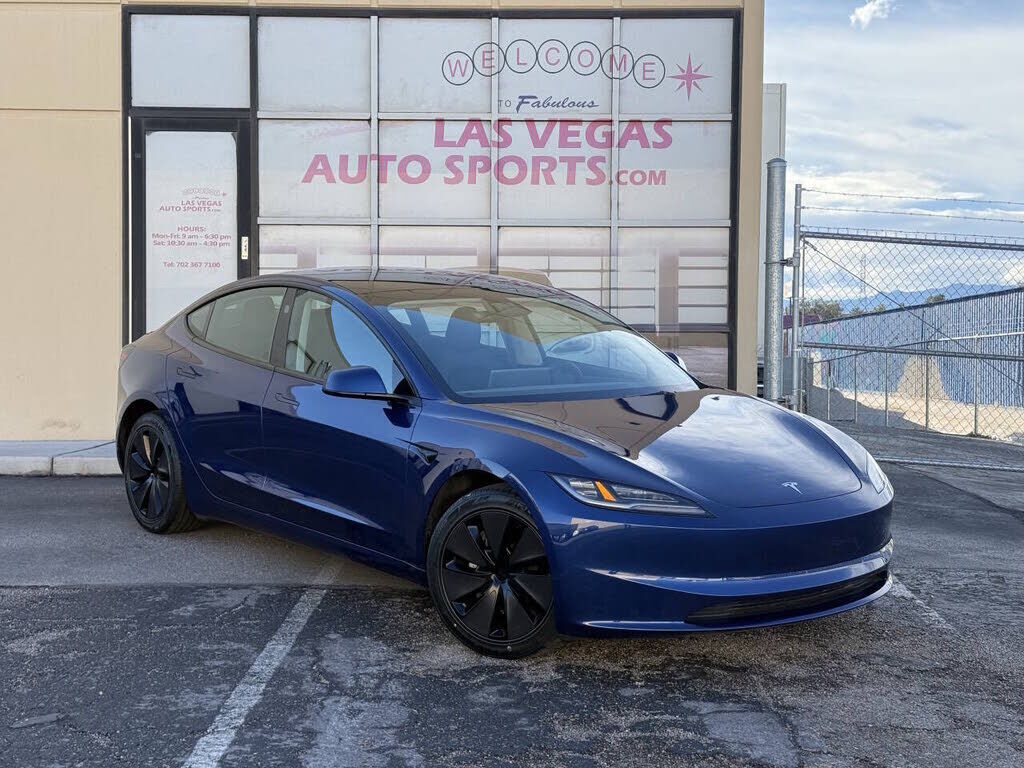 2024 TESLA Model 3