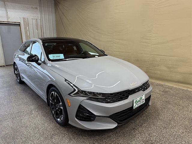 2022 KIA K5