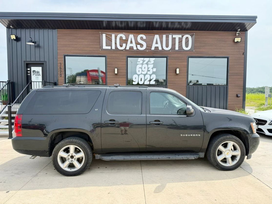 2013 CHEVROLET Suburban