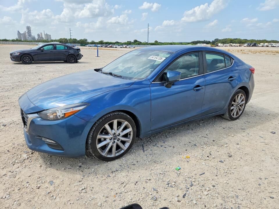 2017 MAZDA Mazda3