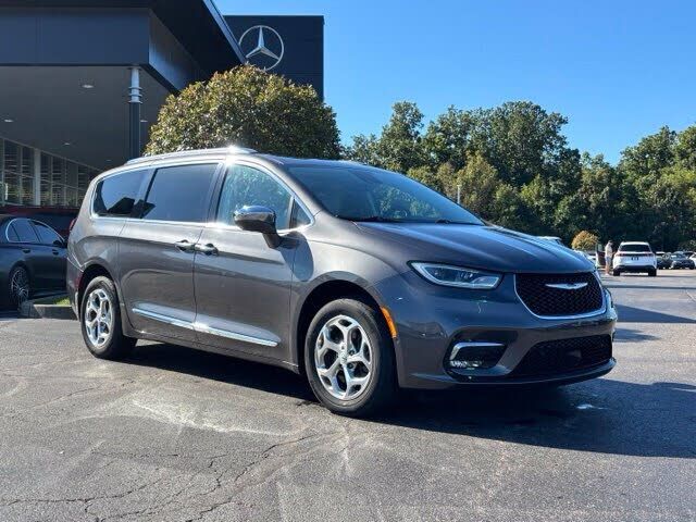 2021 CHRYSLER Pacifica