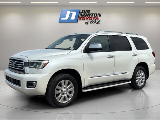 2020 TOYOTA Sequoia
