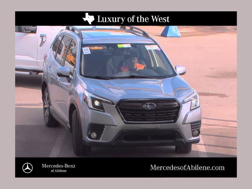 2023 SUBARU Forester