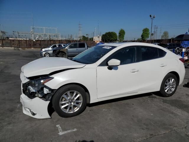 2016 MAZDA Mazda3