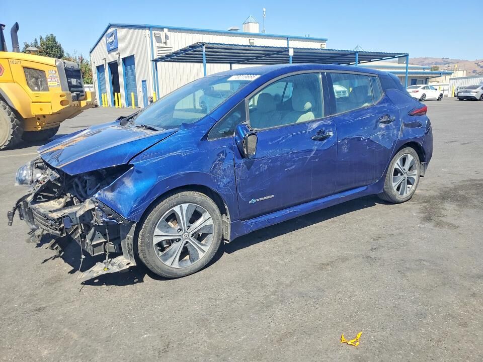 2018 NISSAN Leaf
