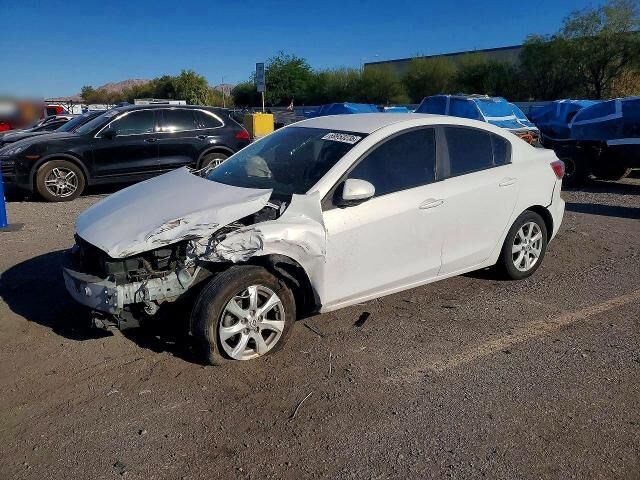 2010 MAZDA Mazda3