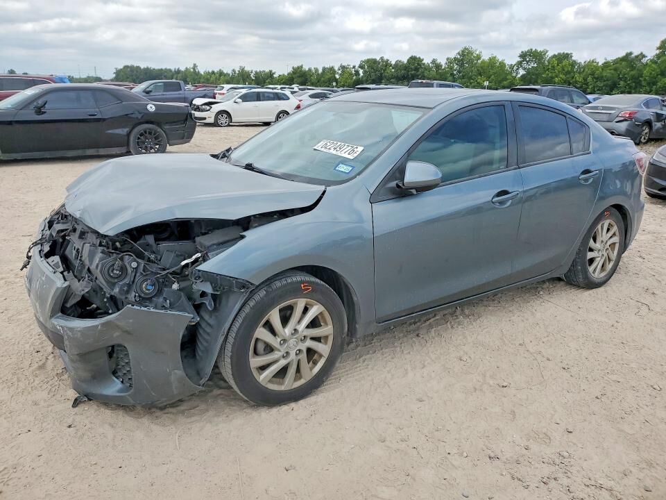 2012 MAZDA Mazda3