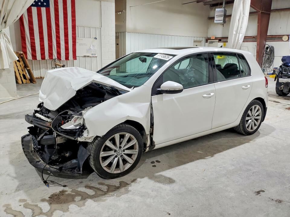2012 VOLKSWAGEN Golf