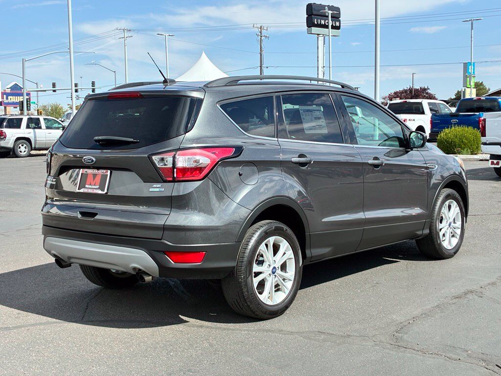 2018 FORD Escape