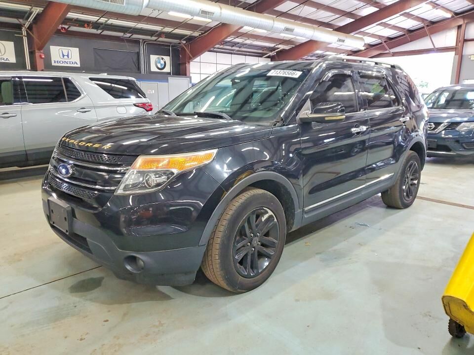 2011 FORD Explorer