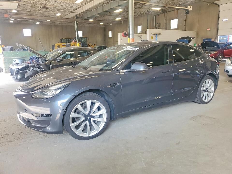 2018 TESLA Model 3