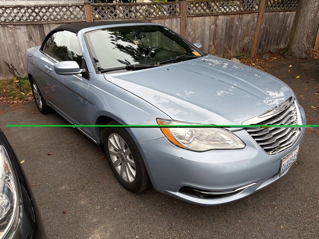 2012 CHRYSLER 200
