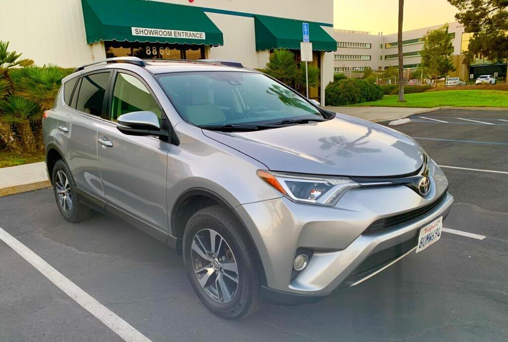 2018 TOYOTA RAV4