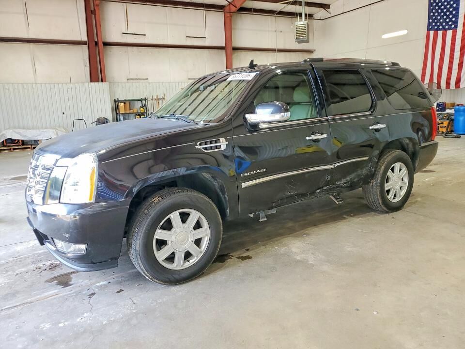 2011 CADILLAC Escalade