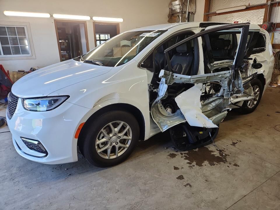 2026 CHRYSLER Pacifica