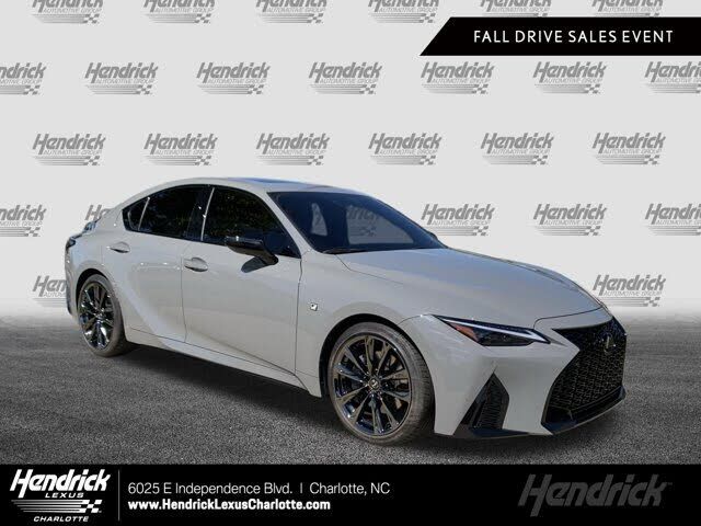 2025 LEXUS IS