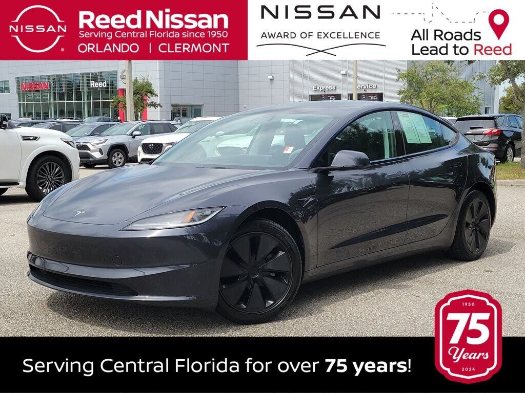 2025 TESLA Model 3