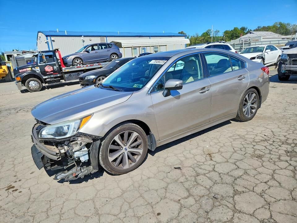2016 SUBARU Legacy